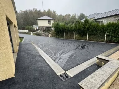 Cour chez un particulier en enrobé à chaud - USSEL (19)