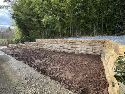 Mûr de soutènement Redi-Rock. Commune de Brive-La-Gaillarde 1